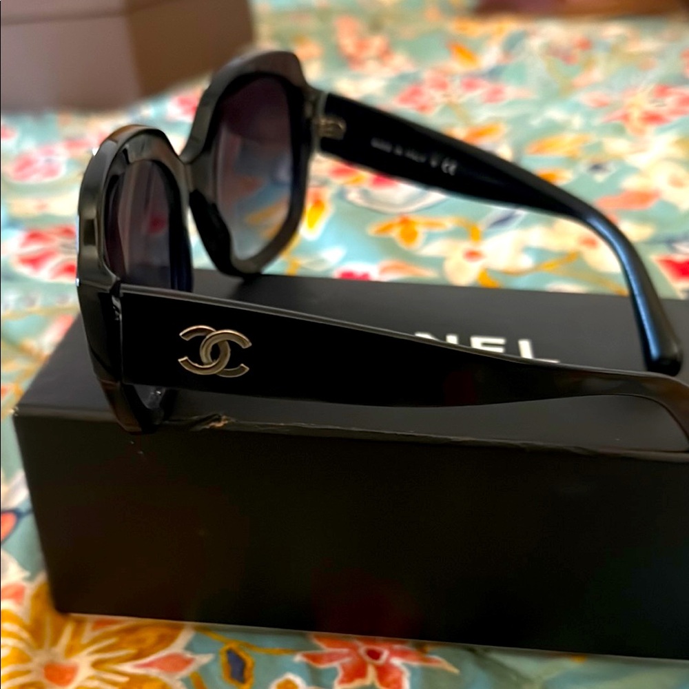 Chanel Black Rectangular Sunglasses with Iconic Logo